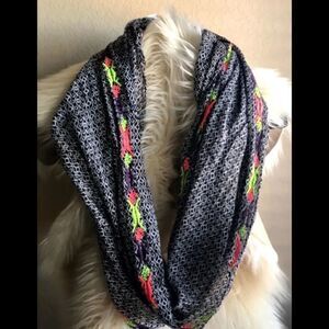 Old Navy color block embroidery infinity scarf